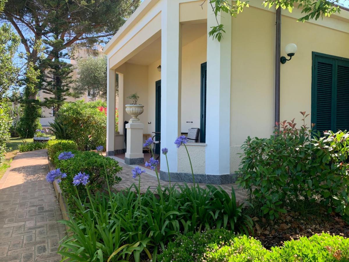 パルゲリーア Villino Eleonora Bed & Breakfast エクステリア 写真