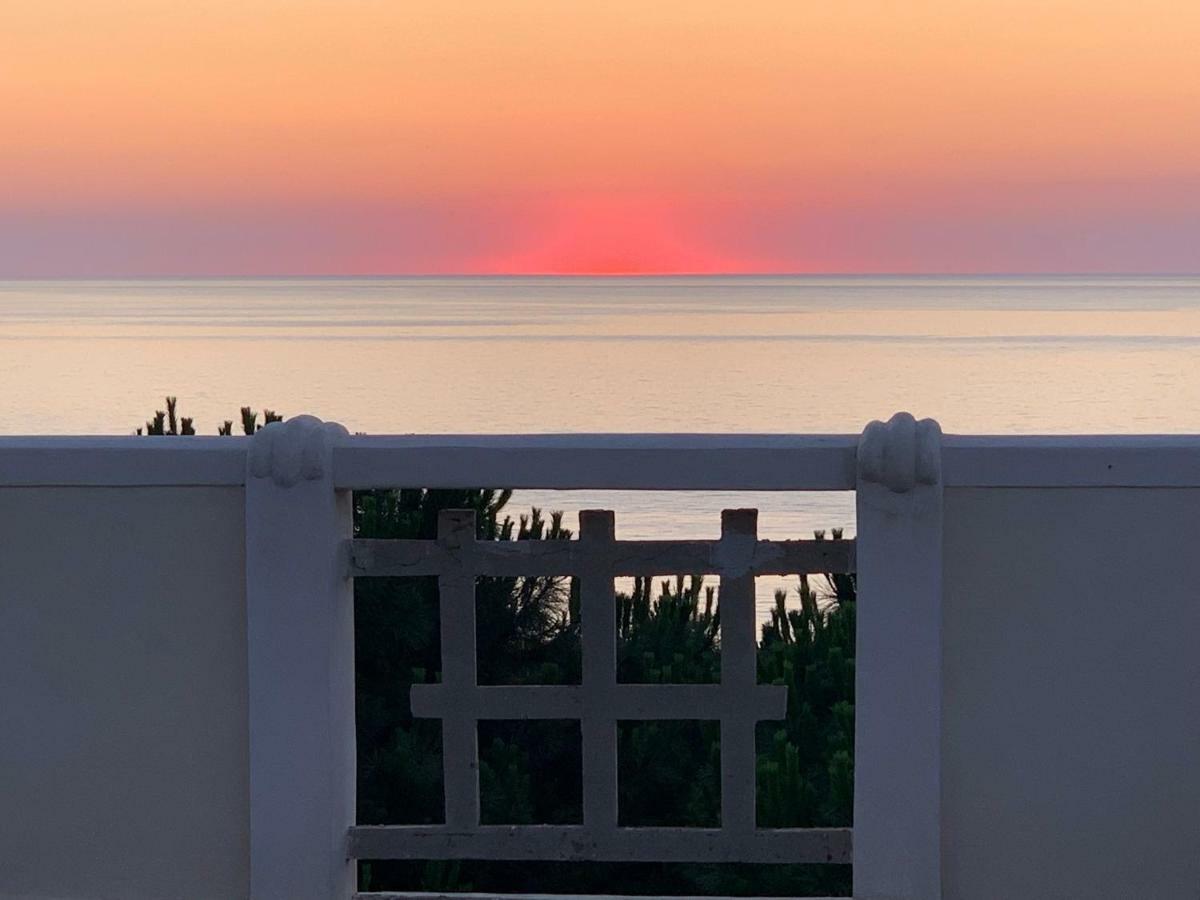 パルゲリーア Villino Eleonora Bed & Breakfast エクステリア 写真